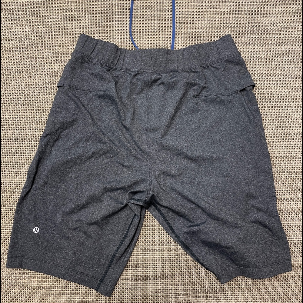 Mens Lululemon sweat shorts XL